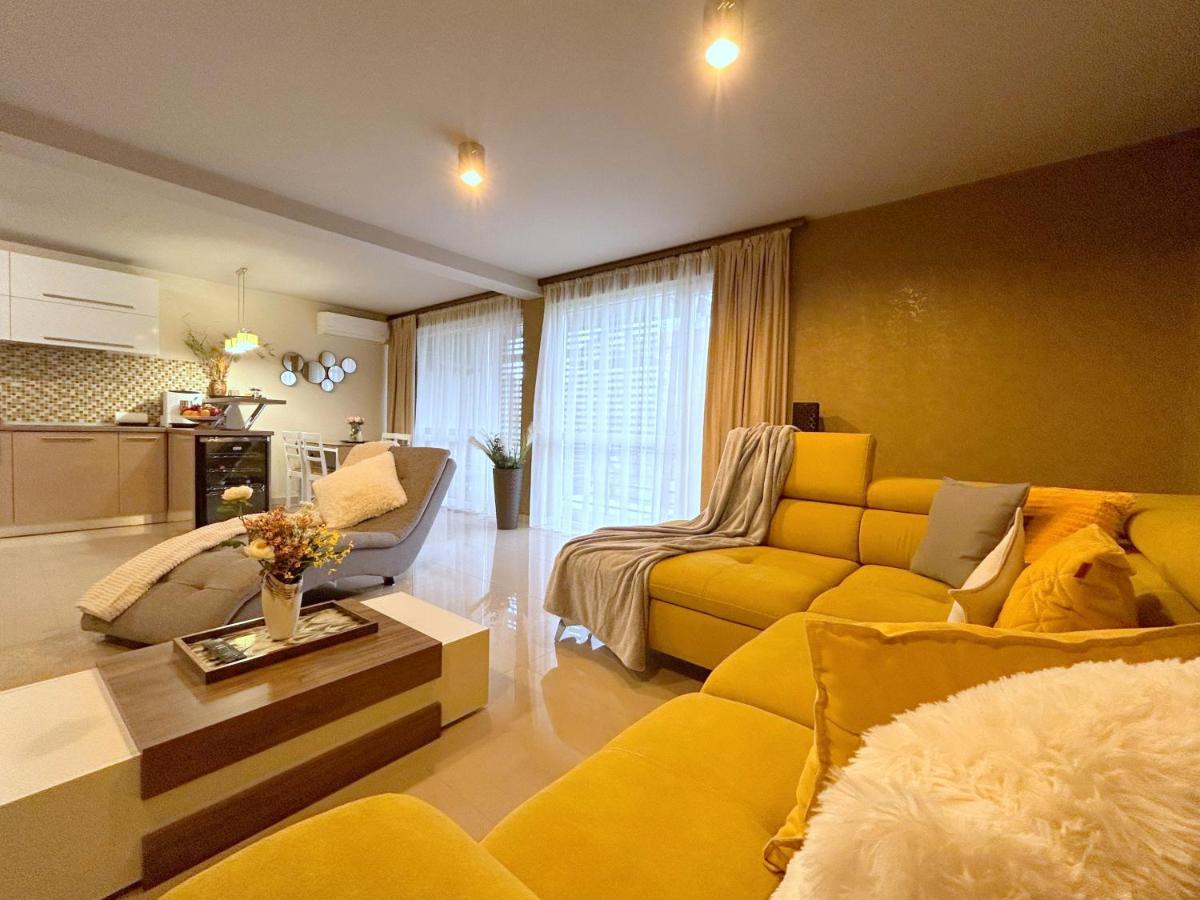 Thea Apartment Temešvár Exteriér fotografie